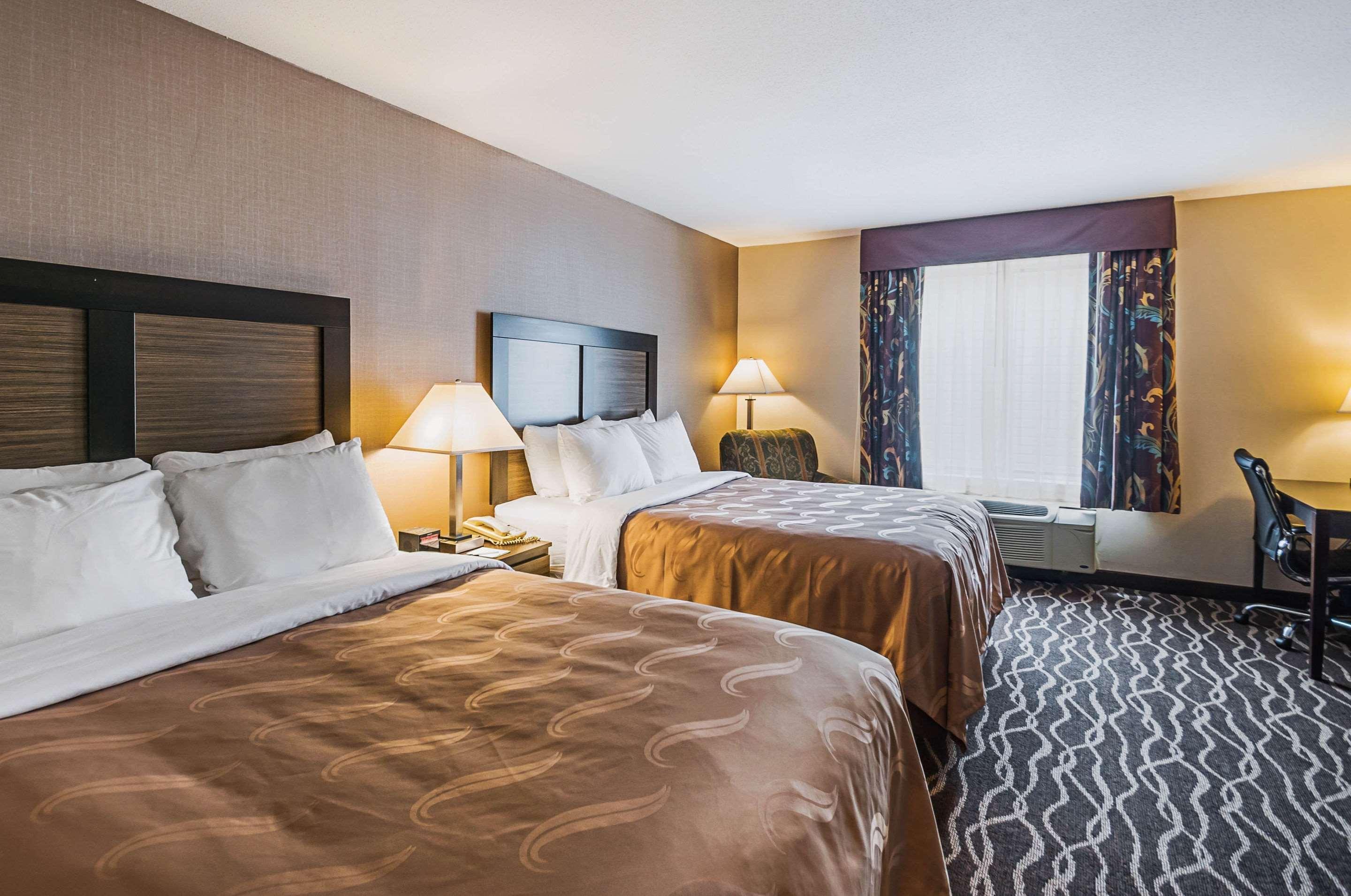 Quality Inn & Suites Frostburg-Cumberland Εξωτερικό φωτογραφία