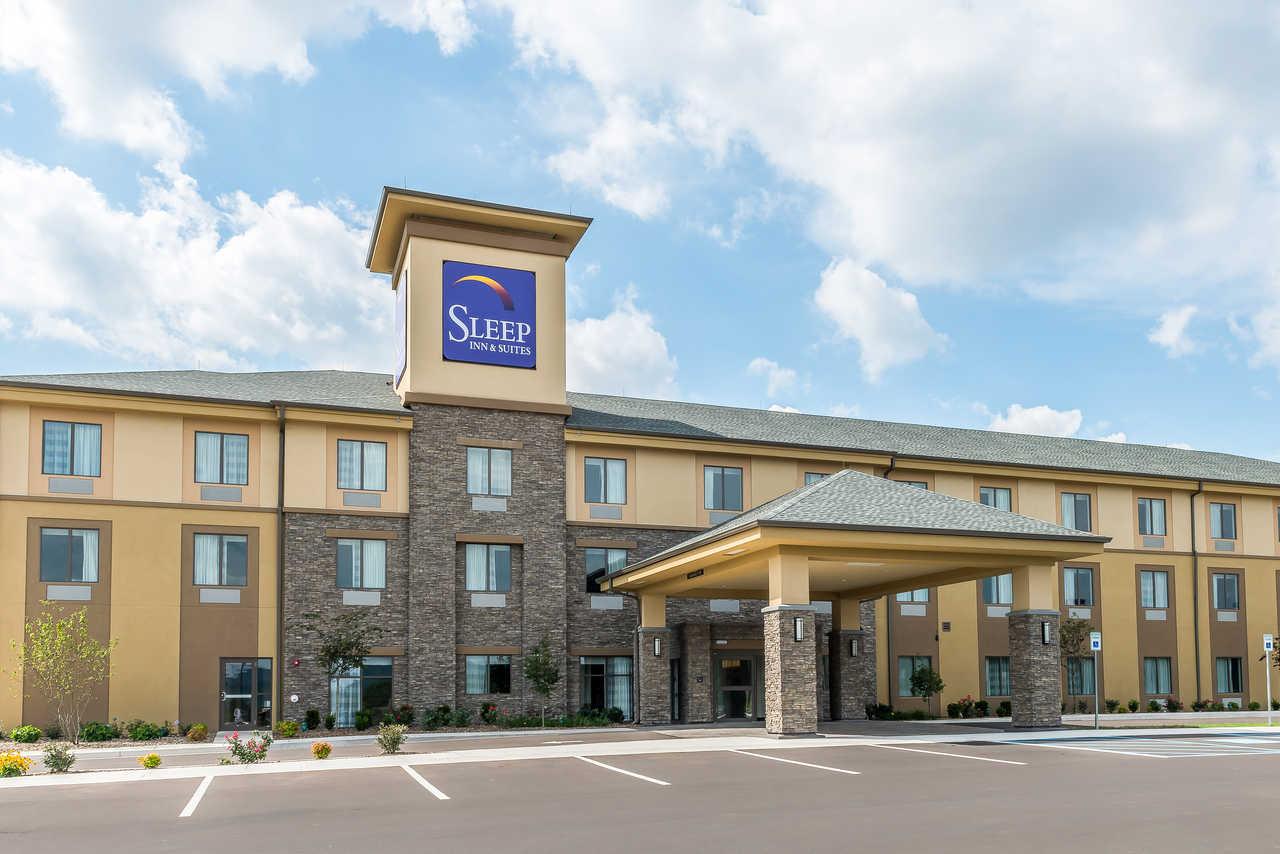 Quality Inn & Suites Frostburg-Cumberland Εξωτερικό φωτογραφία