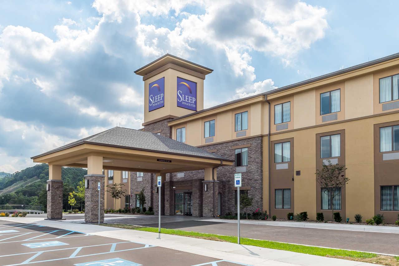 Quality Inn & Suites Frostburg-Cumberland Εξωτερικό φωτογραφία