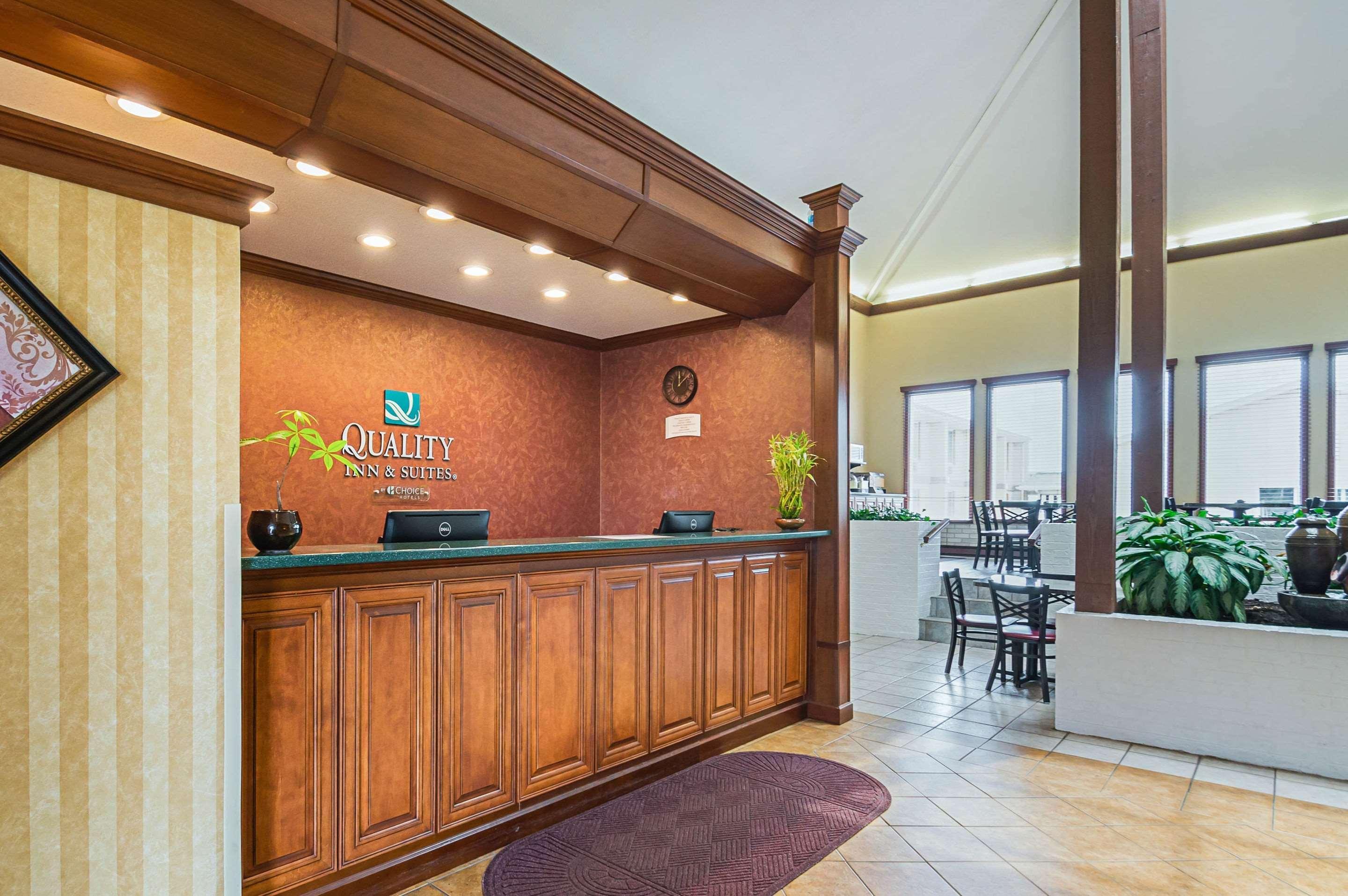 Quality Inn & Suites Frostburg-Cumberland Εξωτερικό φωτογραφία